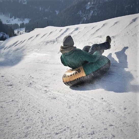 Skihotel Tauernhofs snowtubing Après-Ski Event